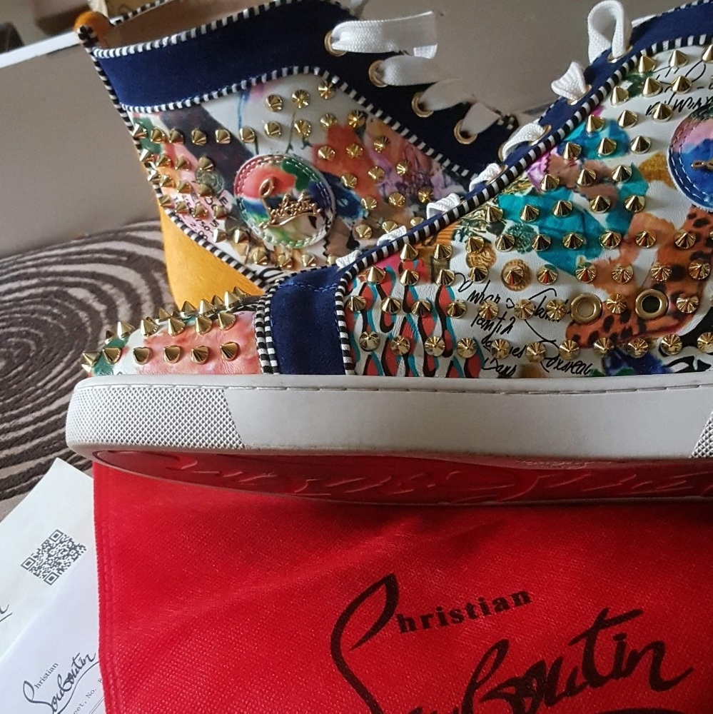Louboutin pik pik